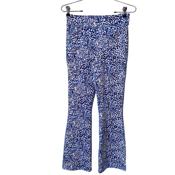 Lilly Pulitzer Luxletic XL Blue & White Leopard Print Flare Leggings - Picture 1 of 6